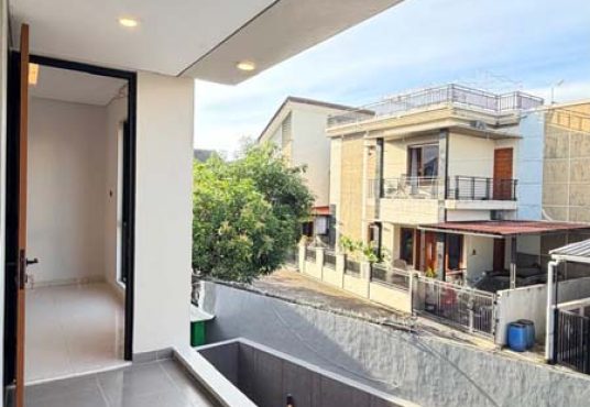 Rumah Mewah Modern 2 Lantai Smart Home dekat Jogjabay