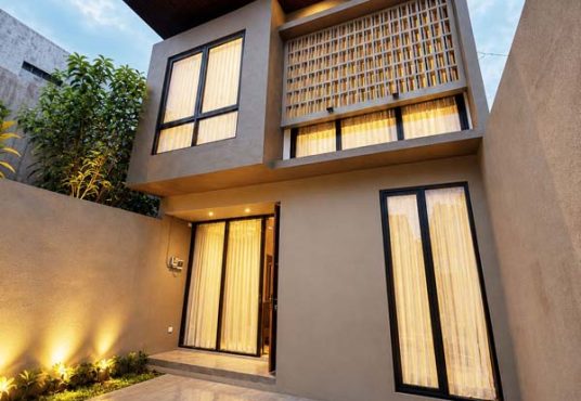 Rumah 2 Lantai Kontemporer Full Furnished Dekat UGM