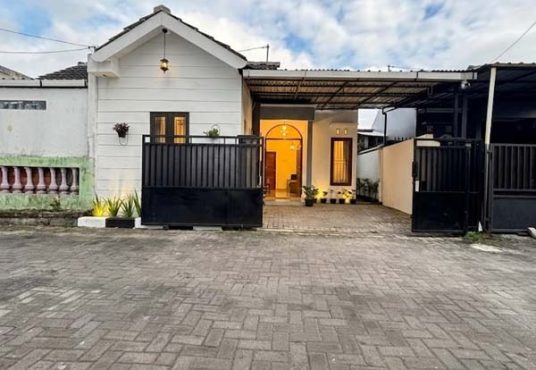 Rumah Siap Huni Full Furnish Harga Ekonomis Dekat Pasar Pleret