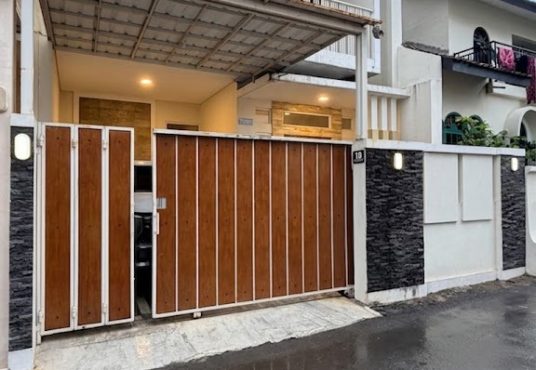 Rumah 2 Lantai di Perumahan Banteng Jl. Kaliurang km 8