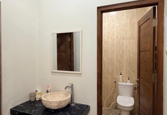 Rumah 2 Lantai di Perumahan Banteng Jl. Kaliurang km 8