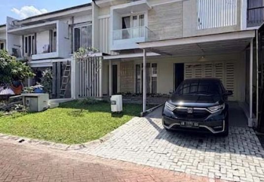 RUMAH MEWAH 2 LANTAI ISTIMEWA DI GREENHILLS RESIDENCE YOGYAKARTA