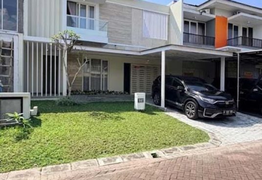 RUMAH MEWAH 2 LANTAI ISTIMEWA DI GREENHILLS RESIDENCE YOGYAKARTA