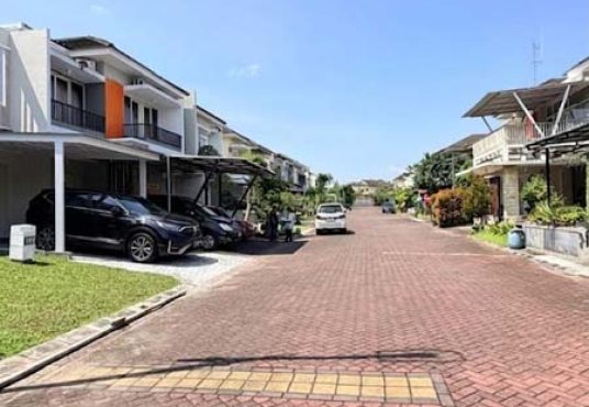 RUMAH MEWAH 2 LANTAI ISTIMEWA DI GREENHILLS RESIDENCE YOGYAKARTA