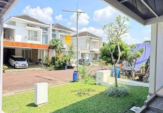 RUMAH MEWAH 2 LANTAI ISTIMEWA DI GREENHILLS RESIDENCE YOGYAKARTA