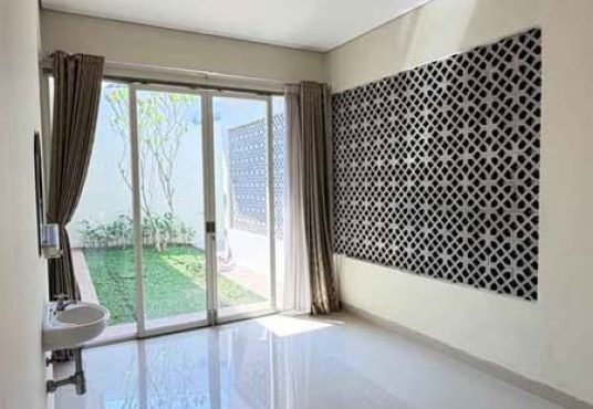 RUMAH MEWAH 2 LANTAI ISTIMEWA DI GREENHILLS RESIDENCE YOGYAKARTA