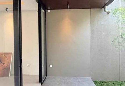 Rumah 2 lantai Full Furnished di Jalan Kaliurang KM 10 dekat UII dan UGM