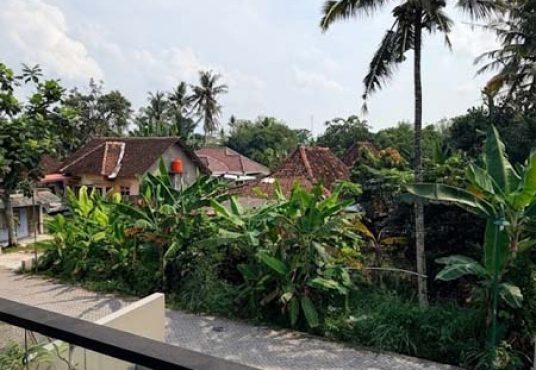 Rumah 2 lantai Full Furnished di Jalan Kaliurang KM 10 dekat UII dan UGM