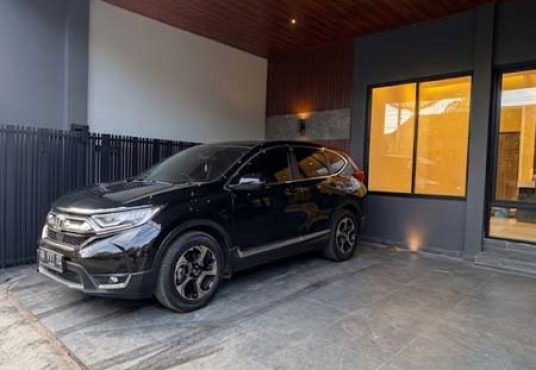 Rumah Baru Modern 2 Lantai Kontemporer Premium di Area Perumahan Jalan Kaliurang KM 6