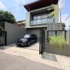 Rumah Cantik Kontemporer Modern 2 lantai Furnished di Jalan Kaliurang Km 9
