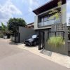 Rumah Cantik Kontemporer Modern 2 lantai Furnished di Jalan Kaliurang Km 9