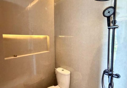 Rumah Cantik Kontemporer Modern 2 lantai Furnished di Jalan Kaliurang Km 9