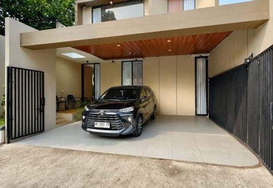 Rumah 2 Lantai Kontemporer Full Furnished di Maguwoharjo dekat Kampus Respati
