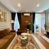 Rumah 2 Lantai Kontemporer Full Furnished di Maguwoharjo dekat Kampus Respati