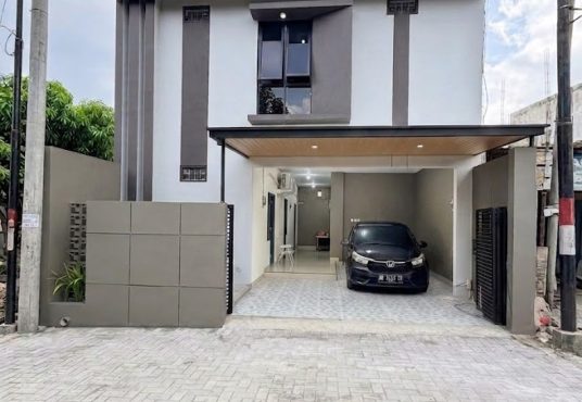 Kost Exclusive modern full furnished di area premium Condong Catur