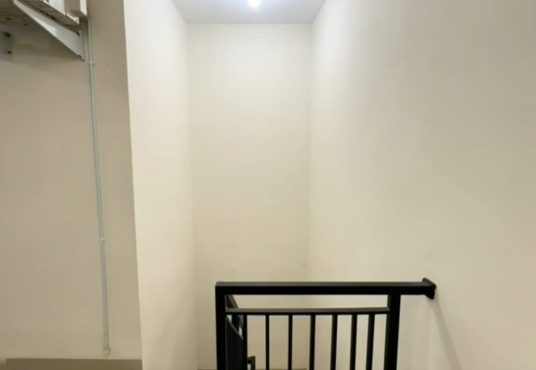 Kost Exclusive modern full furnished di area premium Condong Catur