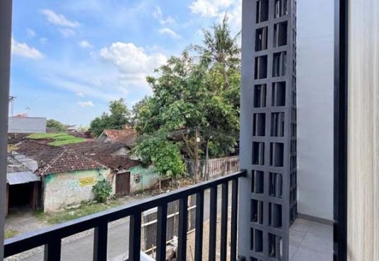 Dijual Kost Exclusive Semi Apartemen dekat Kampus UPN/AMIKOM