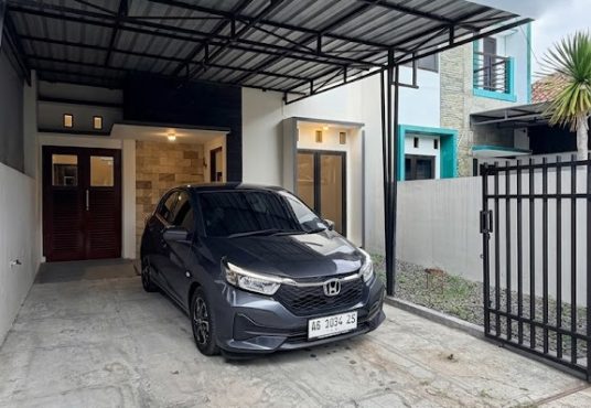 Rumah Strategis 2 lantai dalam perumahan Sawitsari dekat UGM