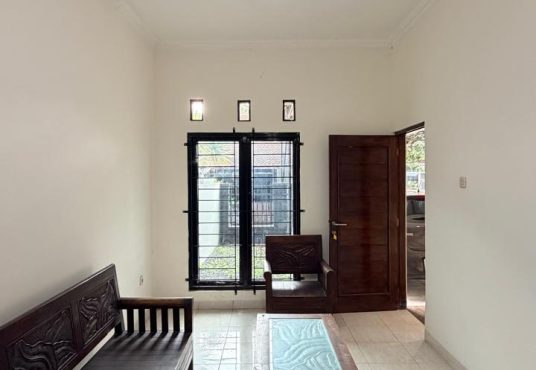 Rumah Strategis 2 lantai dalam perumahan Sawitsari dekat UGM