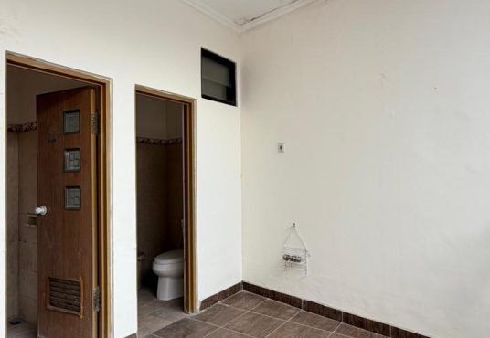 Rumah Strategis 2 lantai dalam perumahan Sawitsari dekat UGM