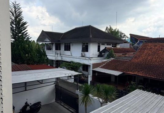 Rumah Strategis 2 lantai dalam perumahan Sawitsari dekat UGM