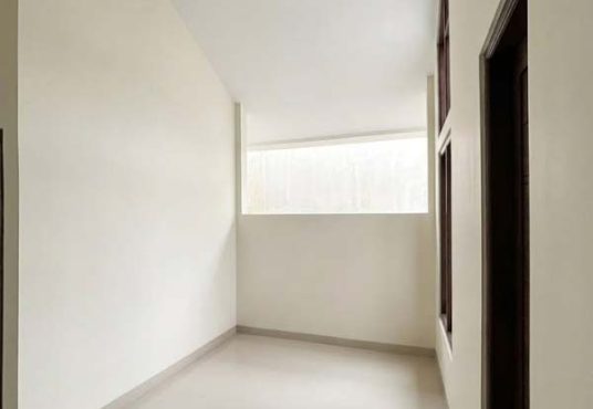 Rumah Scandinavian Murah 2 Lantai Elegan Dekat RS Nur Hidayah
