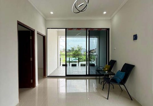 Rumah 2 lantai view sawah di Jalan Parangtritis KM 5 Bangunharjo Sewon Bantul
