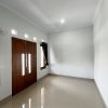 Rumah 2 lantai Semi Furnished Tanah Luas Tamanmartani dekat Exit Tol Purwomartani