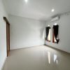 Rumah 2 lantai Semi Furnished Tanah Luas Tamanmartani dekat Exit Tol Purwomartani