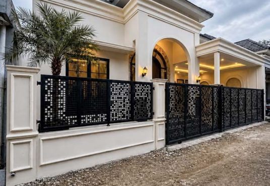 Rumah Mewah Desain Klasik Mediteran Modern Utara Jogja Bay