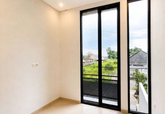 Rumah Baru 2Lantai Kontemporer Jakal km 13 Dekat Kampus UII