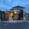 Rumah baru limasan modern estetik di Sidokerto Purwomartani Kalasan