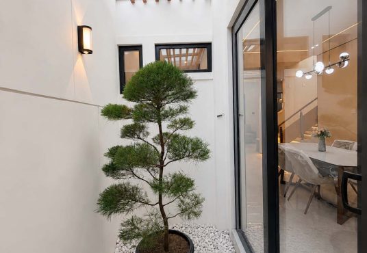 Bumi Sentosa 2 - Dijual Rumah 2 Lantai Baru Full Furnished Dekat SD Model