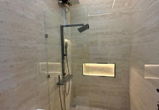 Bumi Sentosa 2 - Dijual Rumah 2 Lantai Baru Full Furnished Dekat SD Model