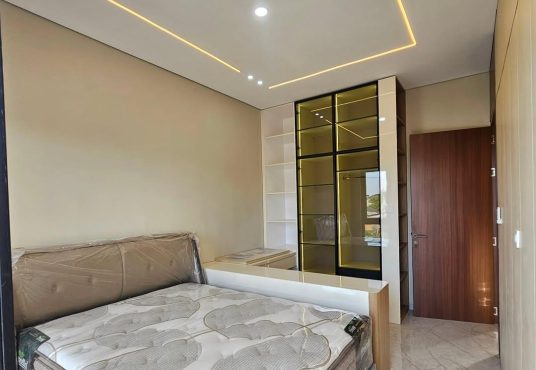 Bumi Sentosa 2 - Dijual Rumah 2 Lantai Baru Full Furnished Dekat SD Model