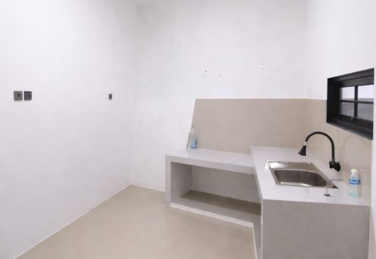 Rumah baru minimalis modern siap huni di Perumahan Citra Wedomartani