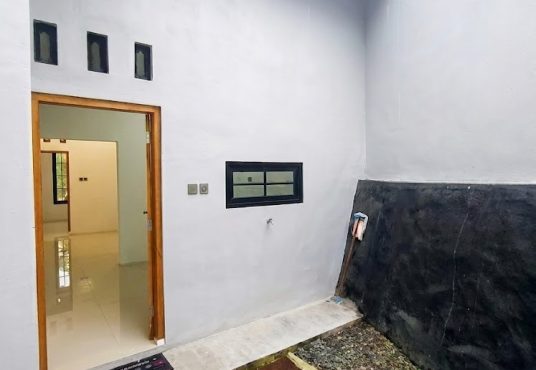Rumah baru minimalis modern siap huni di Perumahan Citra Wedomartani