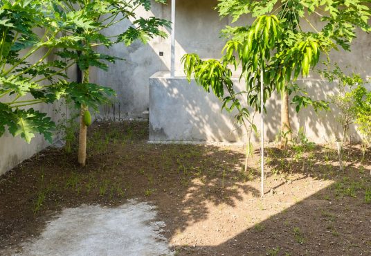 Rumah 2 Lantai Siap Huni Lingkungan Cluster Unit Pojok di Potorono