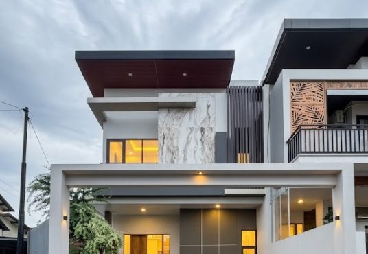 Rumah Premium 2 Lantai Semi Furnished di Jalan Kaliurang Km 7 Dekat UGM