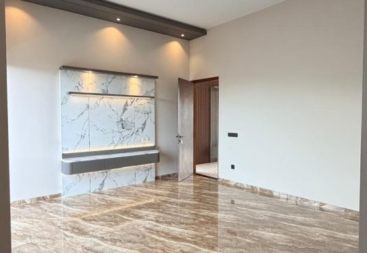 Rumah Premium 2 Lantai Semi Furnished di Jalan Kaliurang Km 7 Dekat UGM