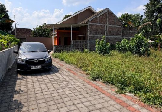 Tanah SHM Pekarangan dalam Cluster 4 Unit di Cebongan Sleman