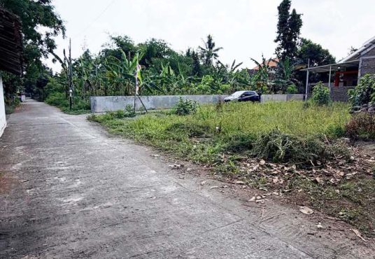Tanah Cantik SHM Pekarangan dalam Cluster 4 Unit di Cebongan Sleman