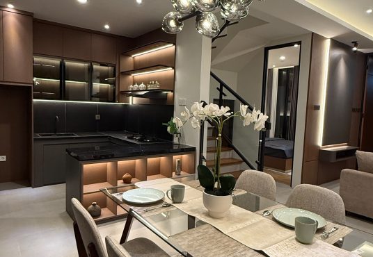 Rumah 2 lantai Full Furnished di Jalan Kaliurang KM 10 dekat UII dan UGM