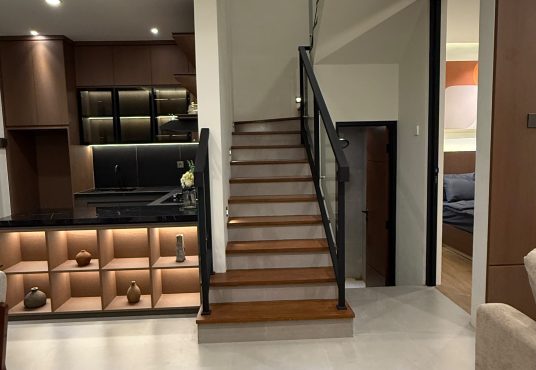 Rumah 2 lantai Full Furnished di Jalan Kaliurang KM 10 dekat UII dan UGM