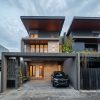 Rumah Modern Kontemporer 2 Lantai Lingkungan Premium dekat Hotel Hyatt