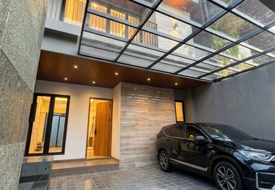 Rumah Modern Kontemporer 2 Lantai Lingkungan Premium dekat Hotel Hyatt