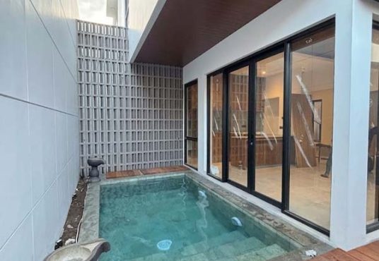 Rumah Modern Kontemporer 2 Lantai Lingkungan Premium dekat Hotel Hyatt