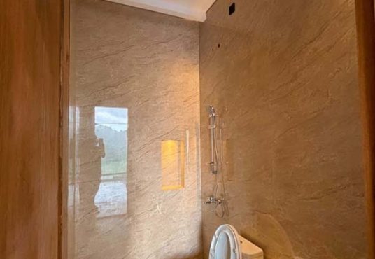 Rumah Modern Kontemporer 2 Lantai Lingkungan Premium dekat Hotel Hyatt