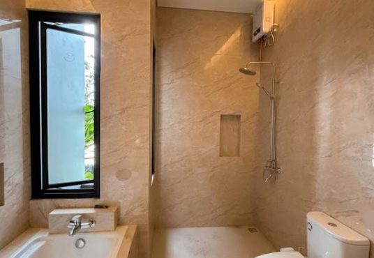 Rumah Modern Kontemporer 2 Lantai Lingkungan Premium dekat Hotel Hyatt