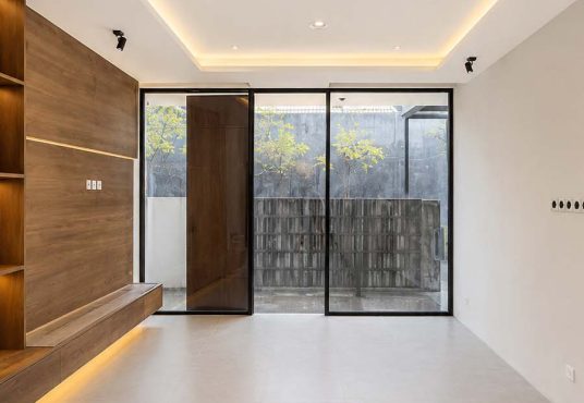 Rumah 2 lantai Modern Full Furnished dekat Candi Sambisari Purwomartani